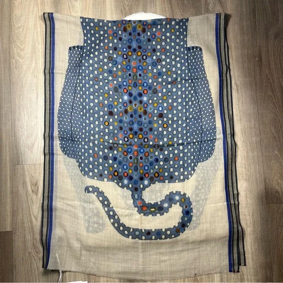 Inouitoosh Tiger wool cashmere scarf - Picture 2 of 4